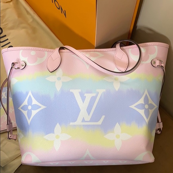 ‼️SOLD‼️ NWT! 💯% Authentic LV Escale Neverfull - Picture 3 of 12